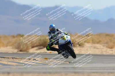 media/Mar-21-2025-CVMA Friday Practice (Fri) [[30cd4fe323]]/5-Racer 4/Session 4 (Turn 16)/